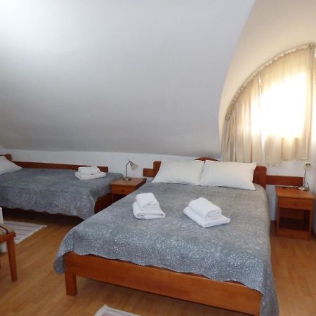 Hotel Vetrenjaca Vrsac Ngoại thất bức ảnh